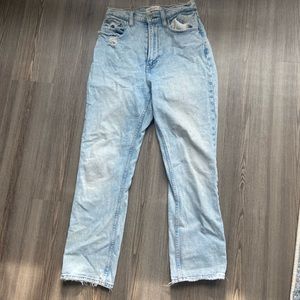 A&F The Ankle Straight Ultra High Curve Love